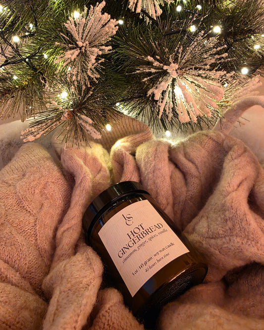 Hot Gingerbread Big Flame Candle - Christmas Collection