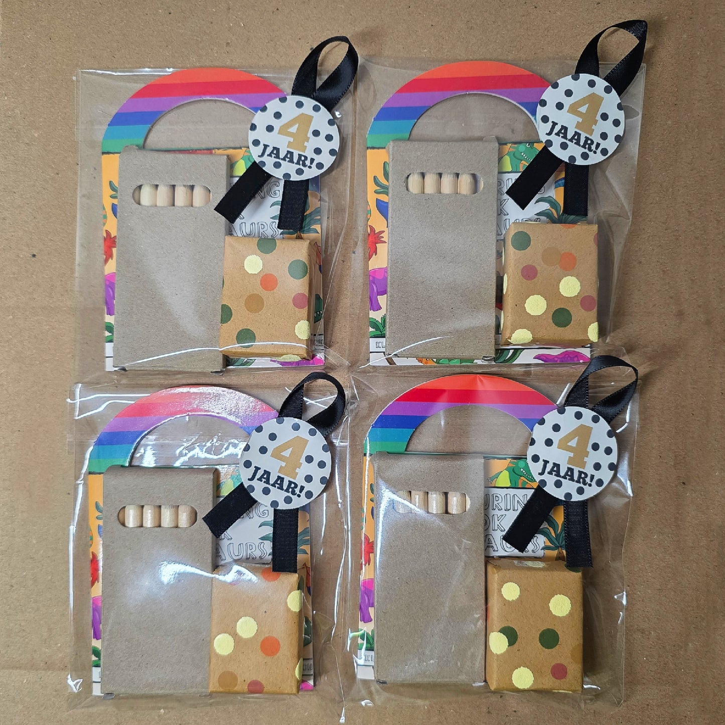 Dino Kleurboek Traktatie