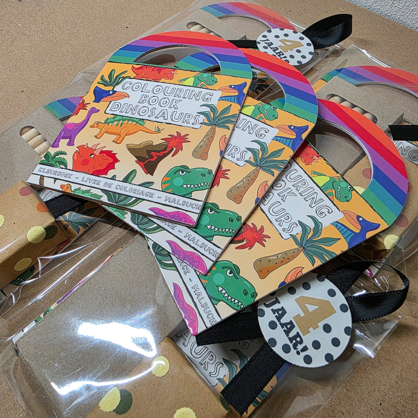 Dino Kleurboek Traktatie